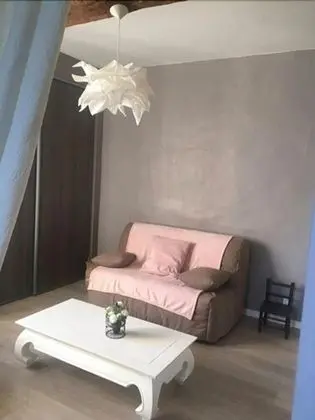 Süit (Petit Nid d'Amour)