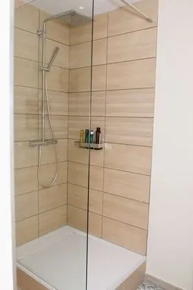Superior Tek Büyük Yataklı Oda, 1 Çift Kişilik Yatak, Özel Banyo (Spacieuse)