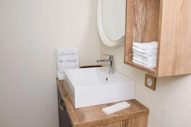 Superior Tek Büyük Yataklı Oda, 1 Çift Kişilik Yatak, Özel Banyo (Spacieuse)