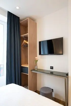 Standard Tek Büyük Yataklı Oda