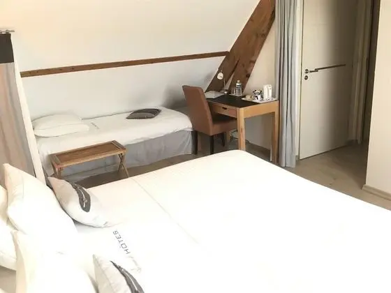 Comfort Tek Büyük veya İki Ayrı Yataklı Oda, Özel Banyo (Joli Coeur)