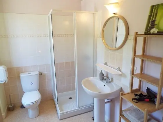 Comfort Oda, 1 Büyük (Queen) Boy Yatak ve Çekyat, Özel Banyo, Dağ Manzaralı