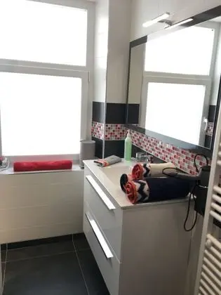 Signature Tek Büyük Yataklı Oda, 1 Büyük (Queen) Boy Yatak, Jakuzi, Bahçeli