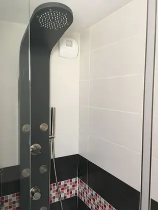 Signature Tek Büyük Yataklı Oda, 1 Büyük (Queen) Boy Yatak, Jakuzi, Bahçeli