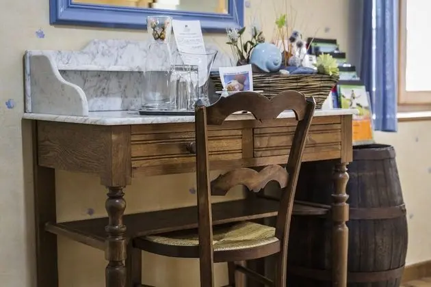 Comfort Tek Büyük Yataklı Oda