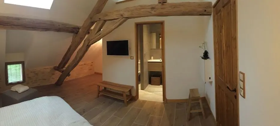 Comfort Tek Büyük Yataklı Oda, 1 En Büyük (King) Boy Yatak (Pomme)