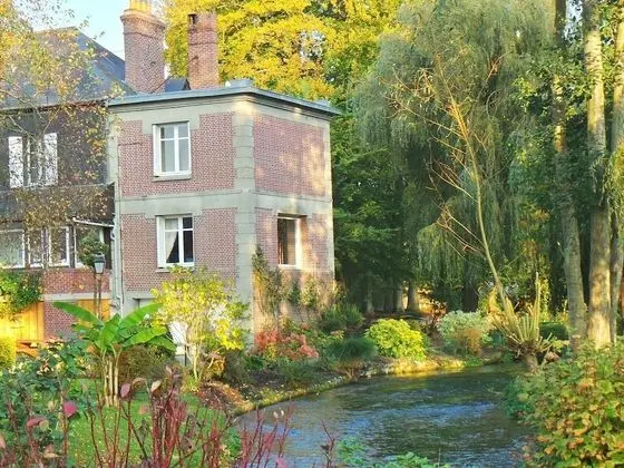 Kır Evi, Özel Banyo, Park Manzaralı (Au fil de l'Eau)