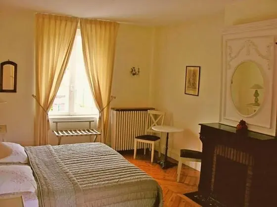 Kır Evi, Özel Banyo, Park Manzaralı (Au fil de l'Eau)