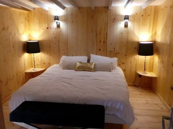 Kulübe, Özel Banyo, Göl Manzaralı (Elle fait son cinéma)