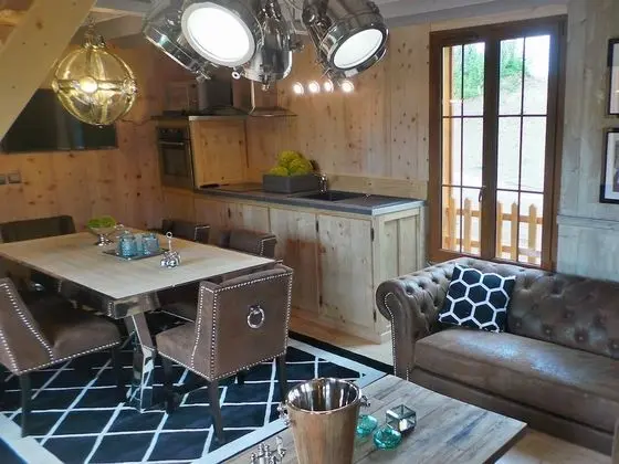 Kulübe, Özel Banyo, Göl Manzaralı (Elle fait son cinéma)