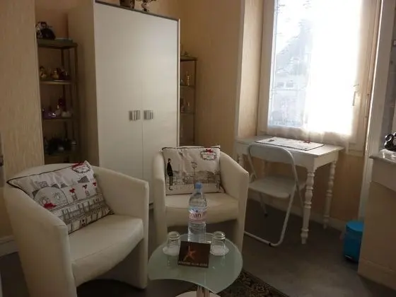 Tek Büyük Yataklı Oda (Romantique)