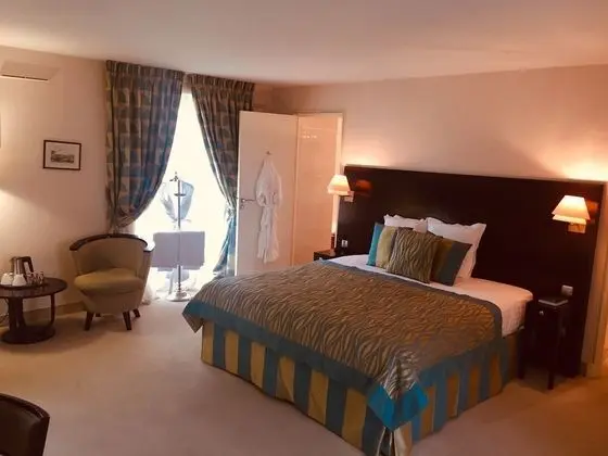 Superior Tek Büyük veya İki Ayrı Yataklı Oda, 1 Büyük (Queen) Boy Yatak, Avlu Manzaralı