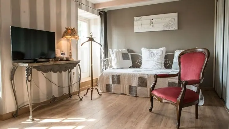 Comfort Tek Büyük veya İki Ayrı Yataklı Oda