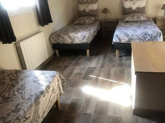 Oda, 3 Tek Kişilik Yatak