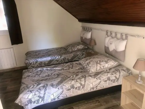 Oda, 3 Tek Kişilik Yatak