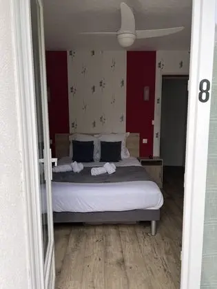 Classic Tek Büyük Yataklı Oda