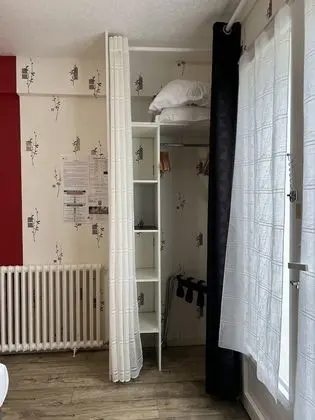 Classic Tek Büyük Yataklı Oda