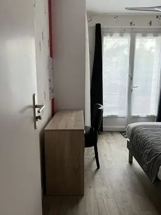 Classic Tek Büyük Yataklı Oda