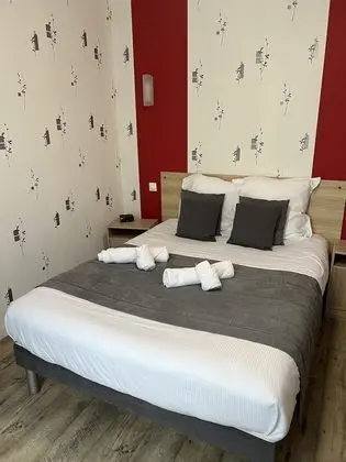 Classic Tek Büyük Yataklı Oda