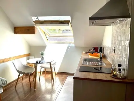 Stüdyo, Banyolu/Duşlu (La Chambotte)