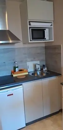 Stüdyo, Banyolu/Duşlu (L'Abbaye)