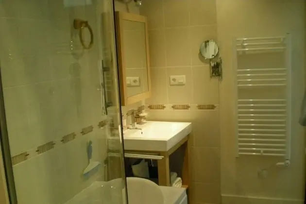 Comfort Üç Kişilik Oda, Bahçe Manzaralı