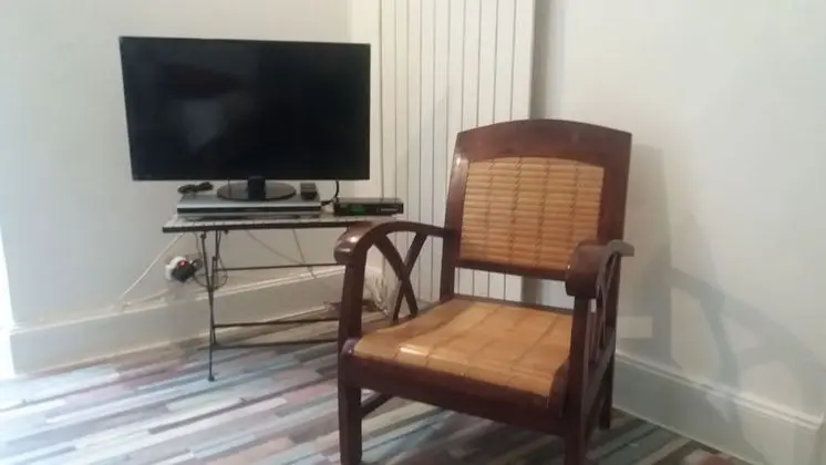 Süit, 1 En Büyük (King) Boy Yatak ve Çekyat, Sigara İçilmez