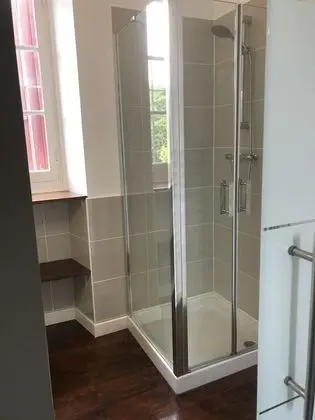 Superior Tek Büyük Yataklı Oda, Banyolu/Duşlu, Bahçe Manzaralı (The WOODPECKER)