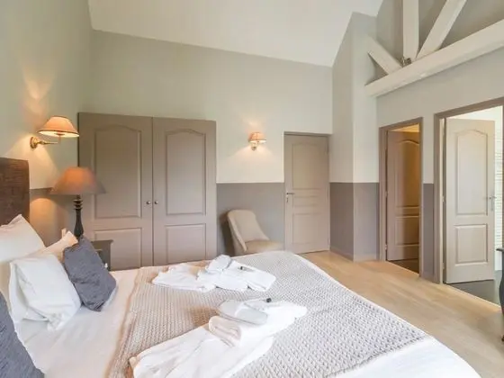 Deluxe Tek Büyük Yataklı Oda, Banyolu/Duşlu (Au 1er Etage)