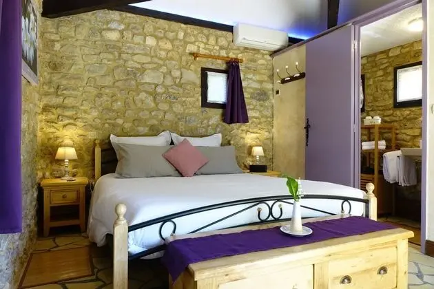 Tek Büyük Yataklı Oda (La Borie)