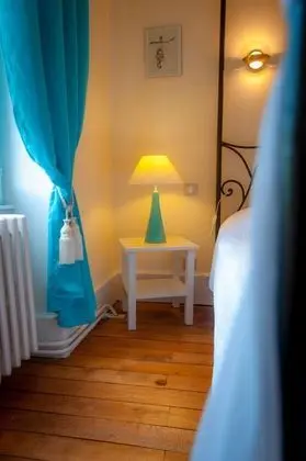 Tek Büyük Yataklı Oda (Dauphine)