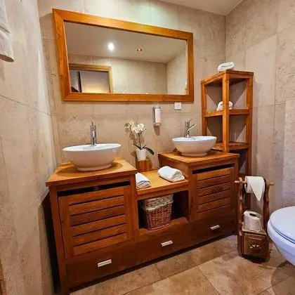 Suite (Melba)