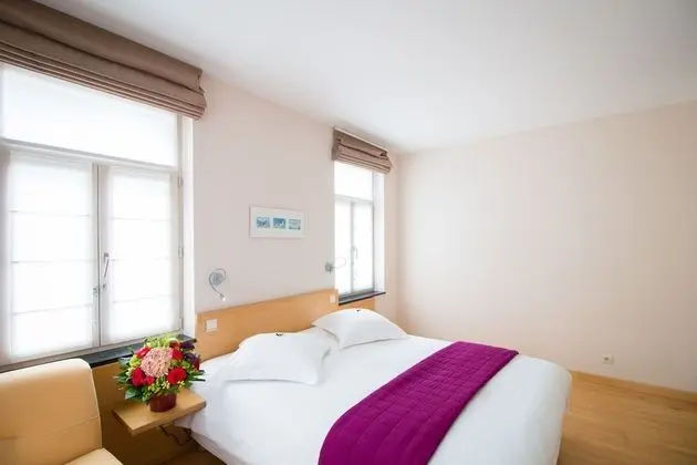 Tek Büyük veya İki Ayrı Yataklı Oda