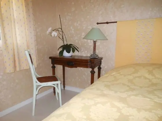 Comfort Tek Büyük veya İki Ayrı Yataklı Oda (Bouton d'Or)