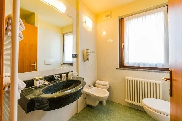 Standard Üç Kişilik Oda