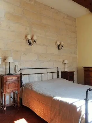 Büyük Yataklı Tek Kişilik Oda