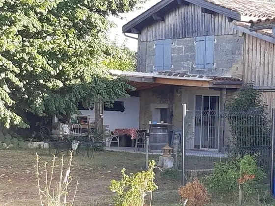 Dört Kişilik Oda, Sigara İçilmez, Özel Banyo