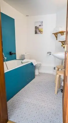 Tek Büyük Yataklı Oda, Küvet