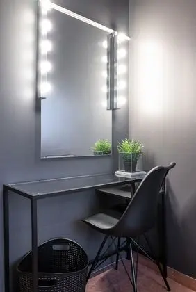 Tek Büyük veya İki Ayrı Yataklı Oda, Ortak Banyo (3)