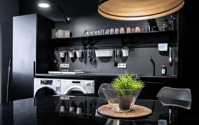 Tek Büyük veya İki Ayrı Yataklı Oda, Ortak Banyo (4)