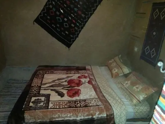 Tek Büyük Yataklı Oda, Ortak Banyo