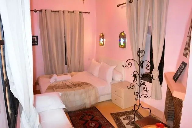 Üç Kişilik Oda, Birden Çok Yatak