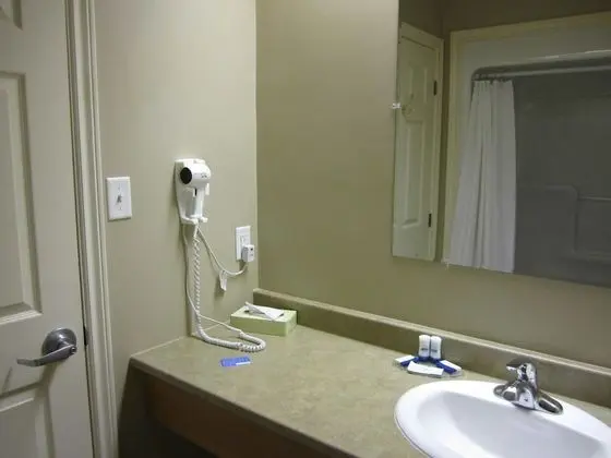 Master Suite, Kitchenette, 1 king bed with sofa bed