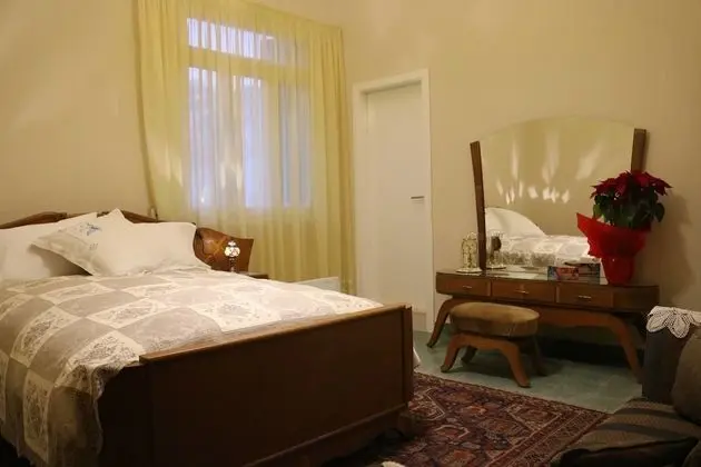 Luxury Tek Büyük Yataklı Oda, 1 Büyük (Queen) Boy Yatak, Özel Banyo, Dağ Manzaralı