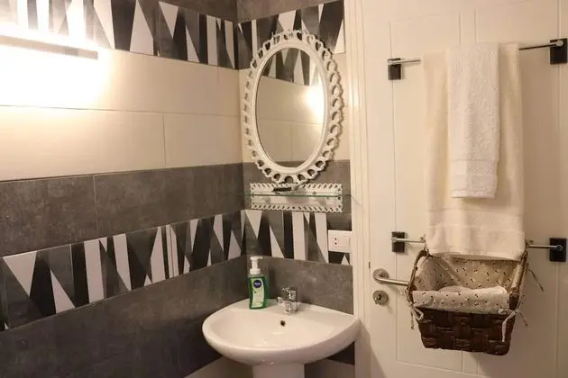 Luxury Tek Büyük Yataklı Oda, 1 Büyük (Queen) Boy Yatak, Özel Banyo, Dağ Manzaralı