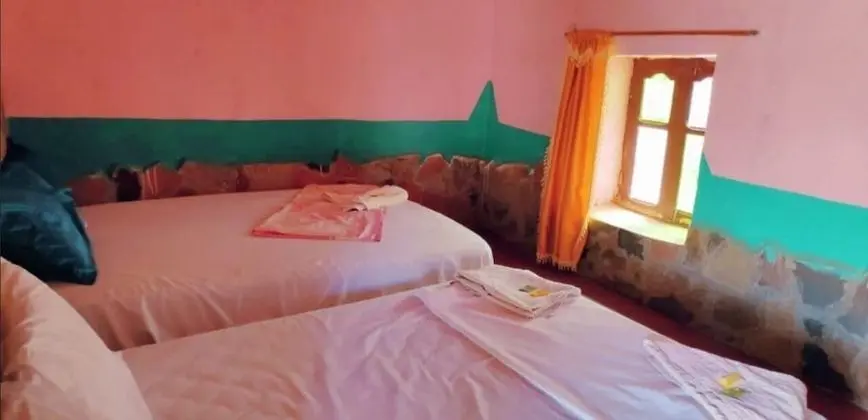 Tek Büyük veya İki Ayrı Yataklı Oda