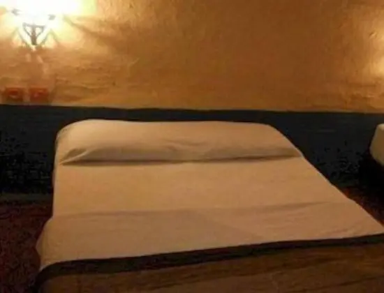 Tek Büyük Yataklı Oda, 1 Çift Kişilik Yatak