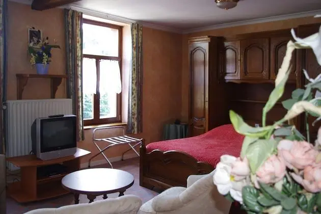 Tek Büyük Yataklı Oda, Nehir Manzaralı (Semois view)