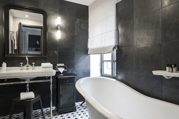 Superior Oda, 1 En Büyük (King) Boy Yatak, Küvet (Chambre Prestige)