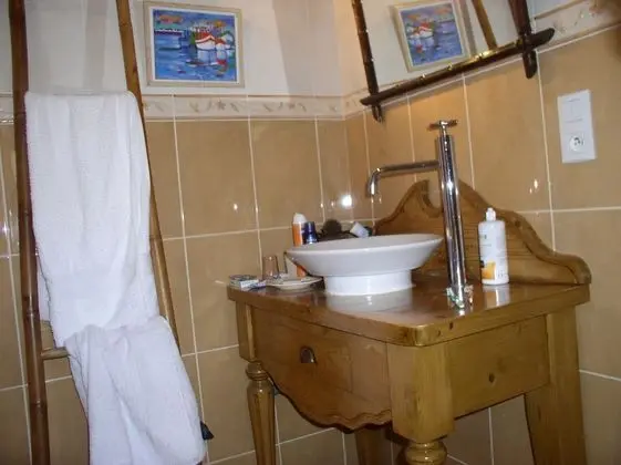 Comfort Oda (Pere Jean)